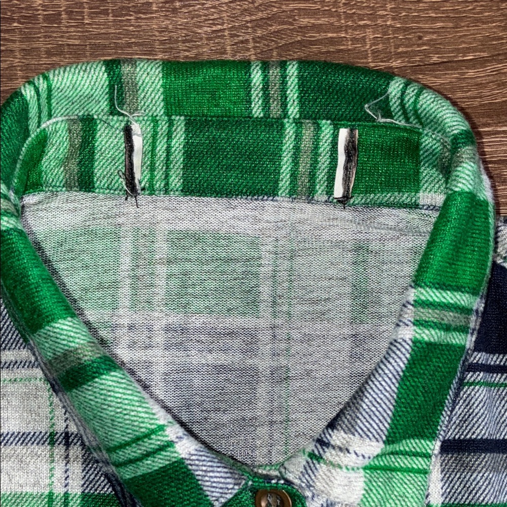 EUC Medium Unbranded Baylor University Green and Blue Plaid Button-Up Shirt - Picture 4 of 10
